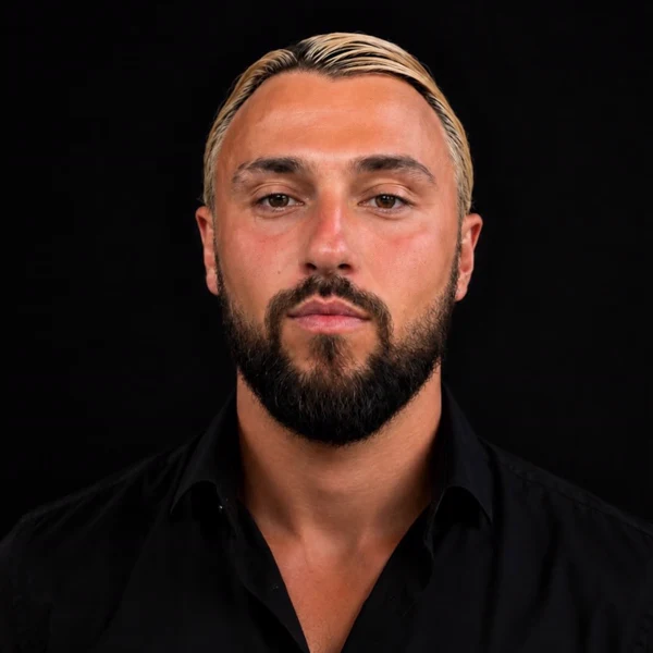 Calvin Cetin – Founder von Sace Copier
